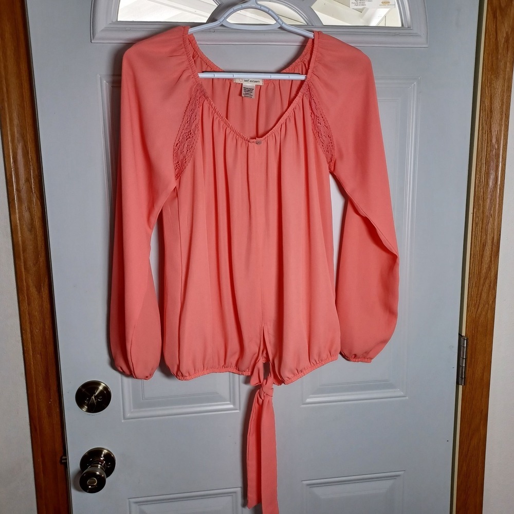 Self Esteem Coral Blouse Delicate Lace Inserts Gathered Waist w/Tie Fairy Size M